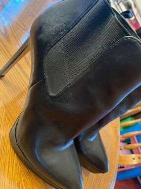 Michael Kors Black Leather Pointed Ankle Booties with Stiletto Heel